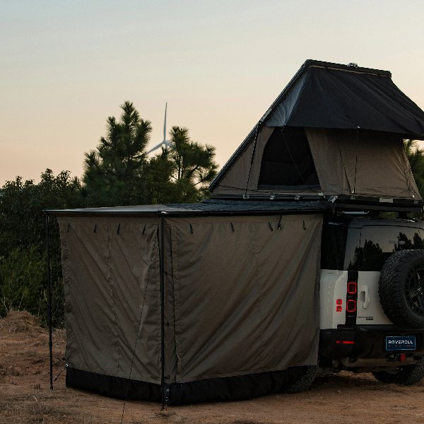 Outdoor scene of ROVEROLL Annex Side Room installed on vehicle